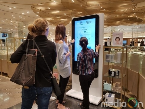 룰루랩, 두바이몰서 ‘인공지능 뷰티 스토어’ 론칭